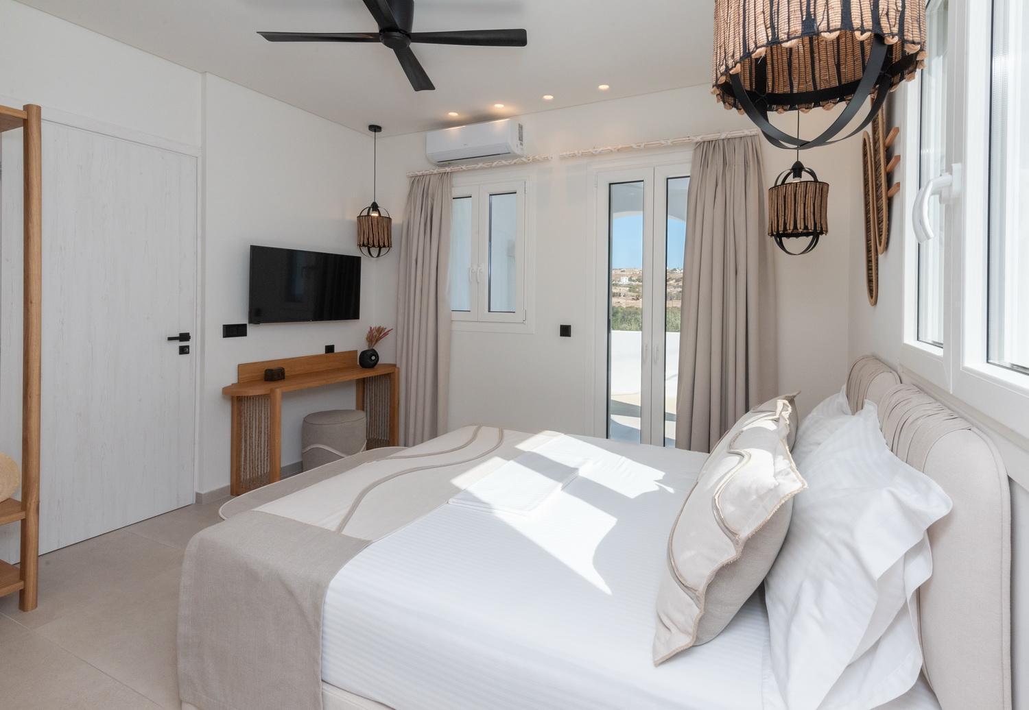 Aristotle Suites Adamantas  Exterior photo